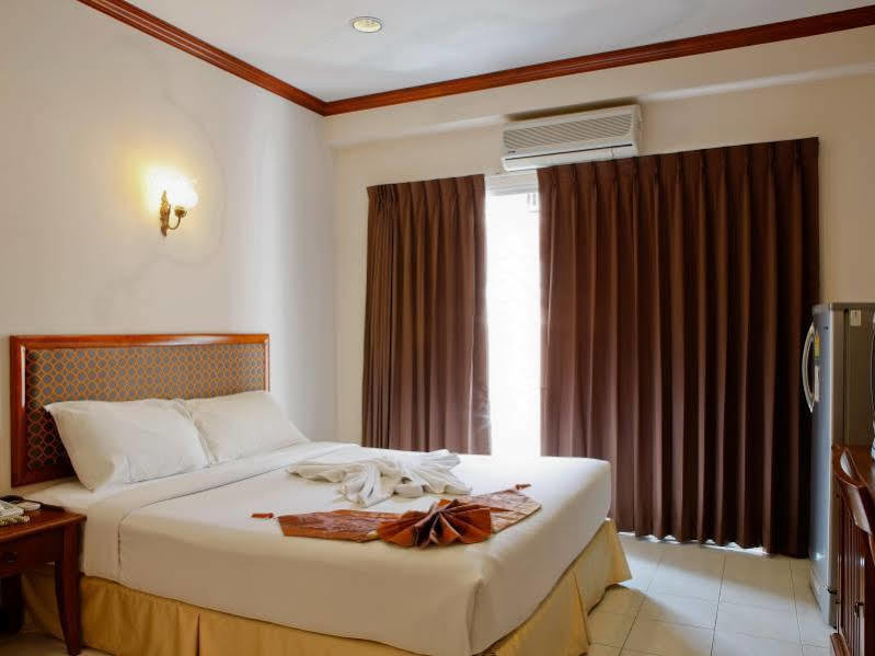 Inn House- Sha Extra Plus Паттая Екстер'єр фото
