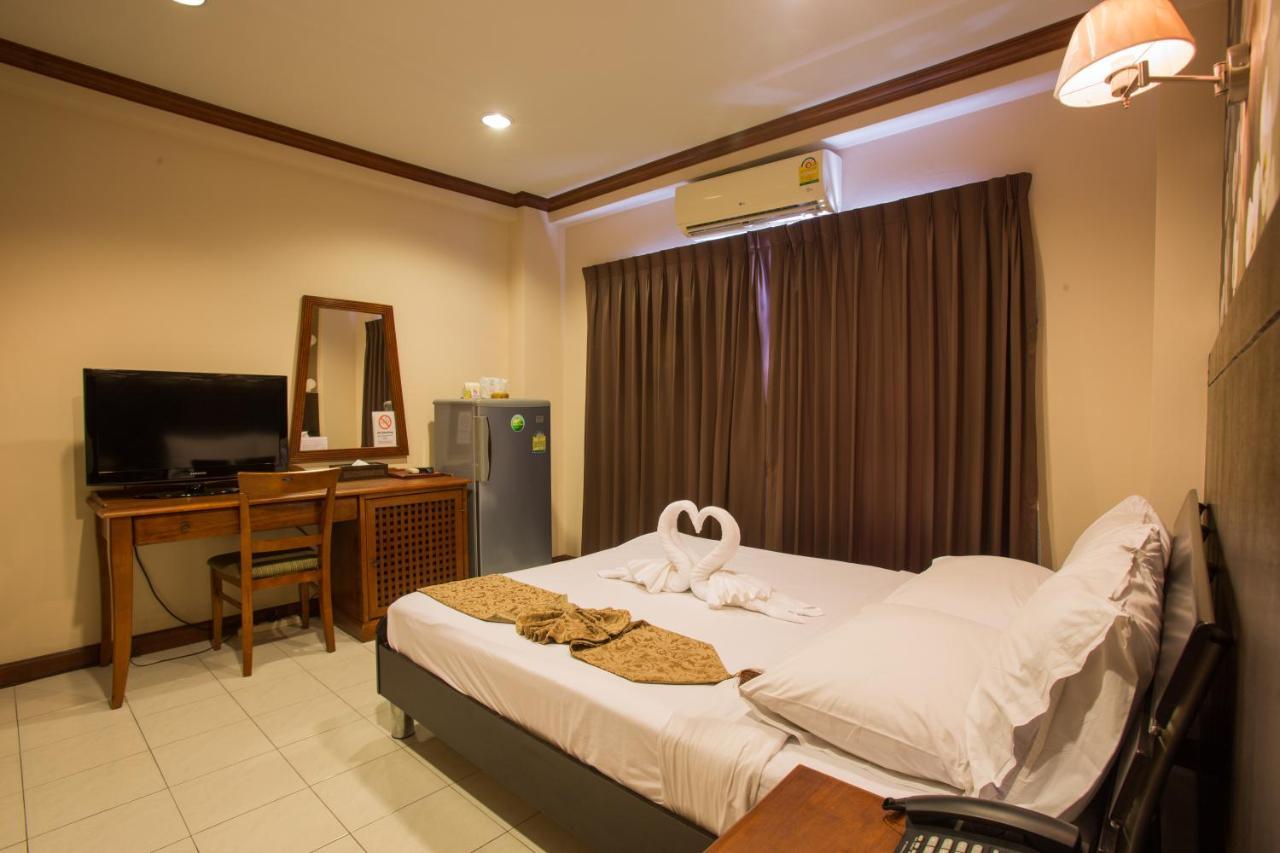 Inn House- Sha Extra Plus Паттая Екстер'єр фото
